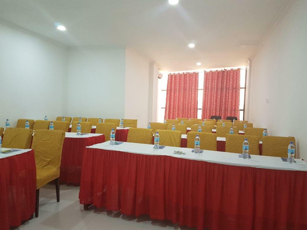 Nashera Hotel Dodoma 외부 사진